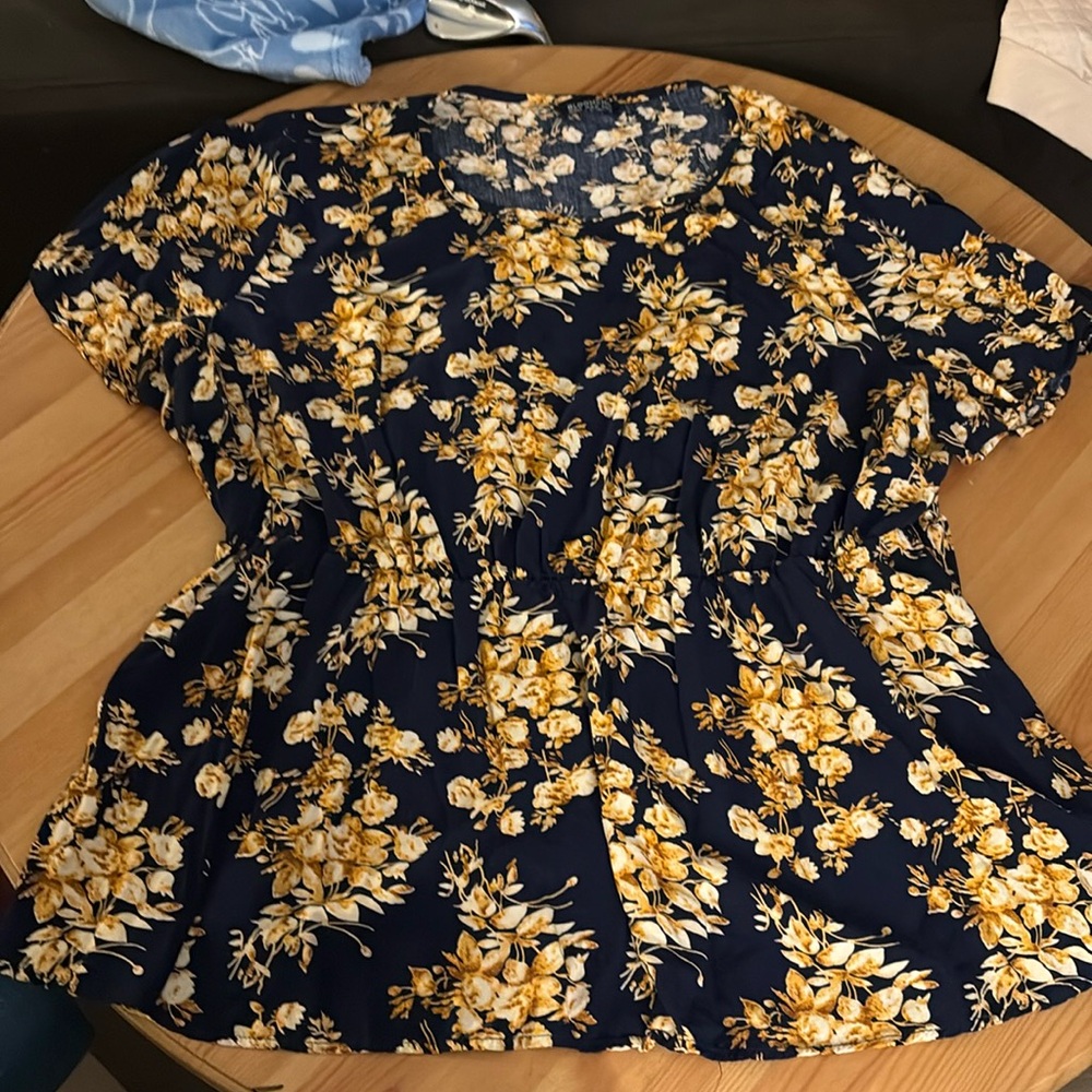 Floral Print Flutter Sleeve Elastic Waist Blouse